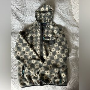 Patagonia zip up, medium